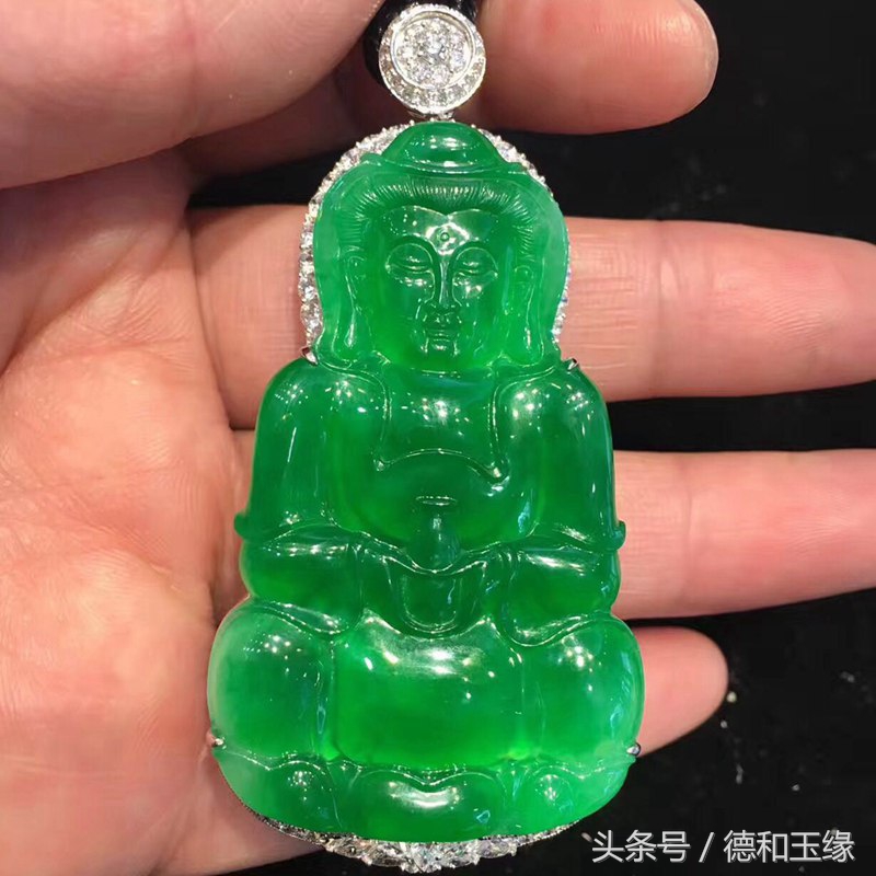 真正的顶级翡翠观音,玉观音和翡翠观音有什么区别