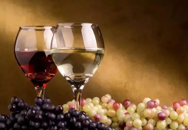了解葡萄酒常识让你买酒不踩坑,如何鉴别进口葡萄酒的真假