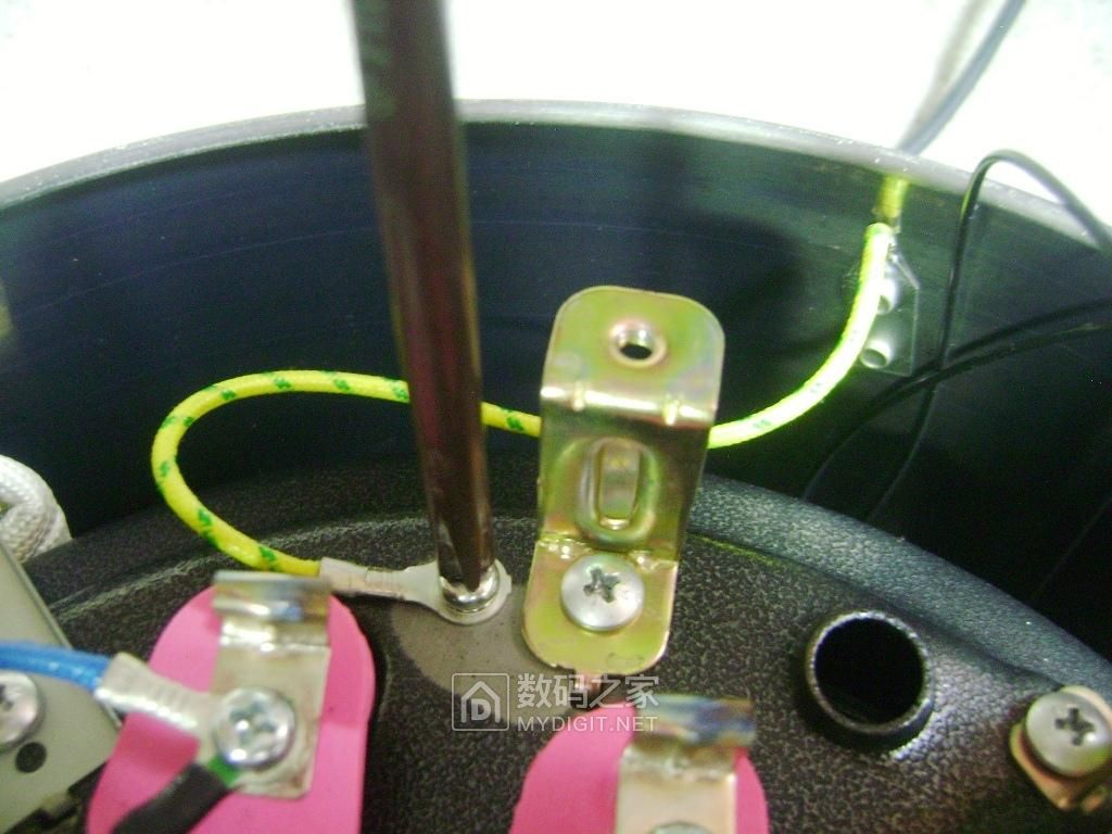 电压力锅面板失灵又突然恢复,电器触摸屏失灵的原因及解决方法