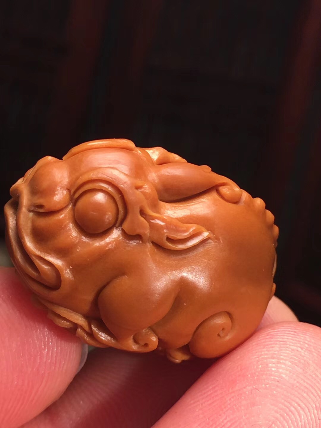 橄榄核里边都干了还容易开裂吗,橄榄核开裂用蛋清还是用502