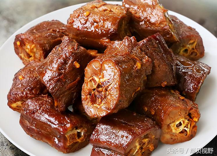 绝味vs周黑鸭谁才是中国最强鸭脖,绝味鸭脖和武汉黑鸭哪个火