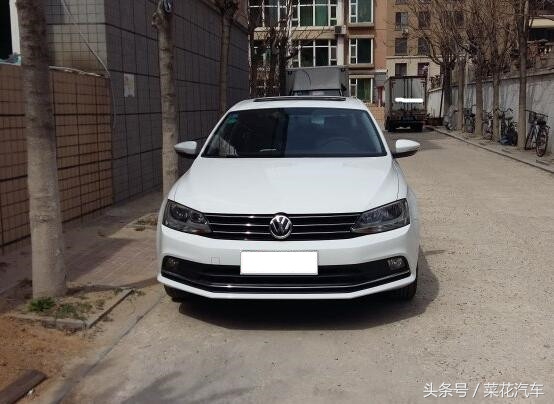 速腾新款掉价,2017款速腾日间行车灯