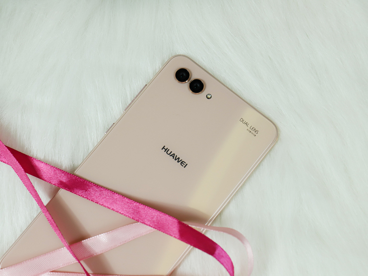 华为nova2s手机发布价格,华为nova2s二手机目前价格