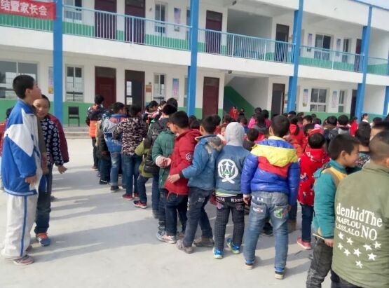 丰富多彩的校园生活小学,丰富多彩的校园活动视频