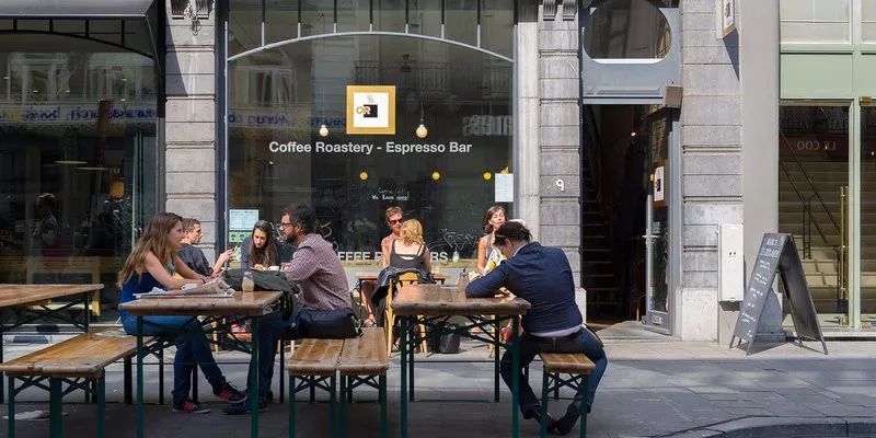 布鲁塞尔天鹅咖啡馆别具一格,布鲁塞尔的咖啡厅