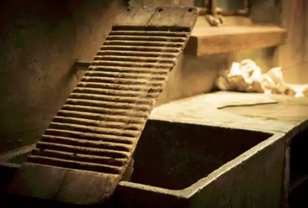 上海弄堂烟纸店,弄堂里的烟纸店