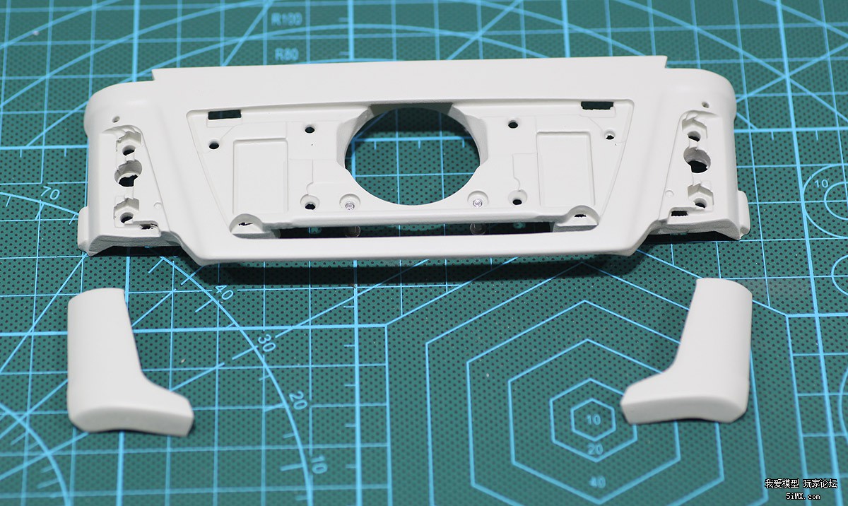 ScaleArt MAN TGS EURO 组装｜大神36天完成车架还叫进展神速？