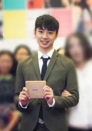 最后悔的时尚单品……那时候你爽了，现在你后悔了？！