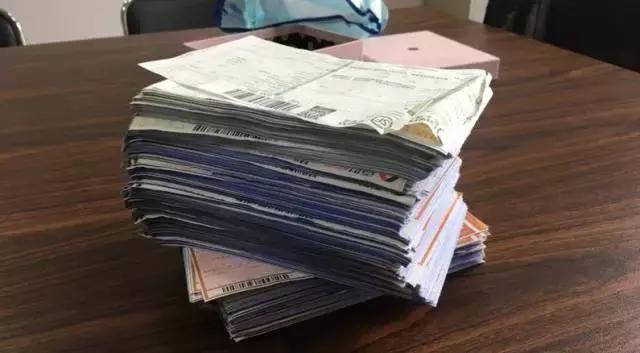 这对微商情侣“了不得”!五本账本“足迹”遍布杭城zara专卖店