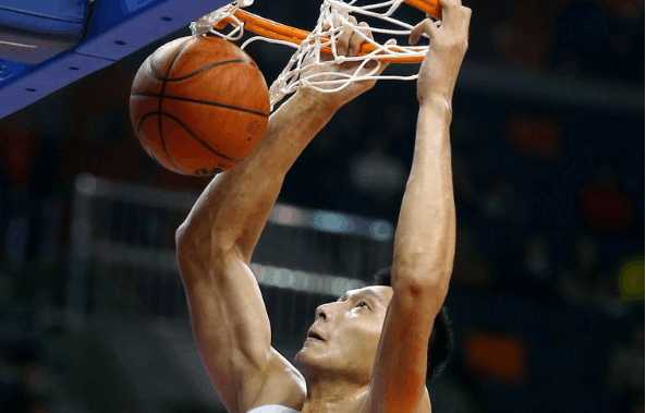 NBA旧将斯科拉詹宁斯合体又怎样?易建联高效31分14板CBA第一人