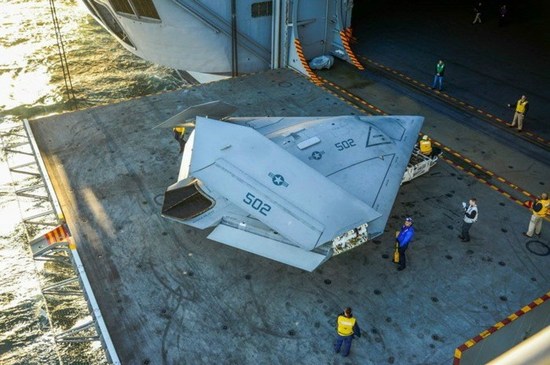 让所有导弹在无形中被摧毁，超短波攻击*器武***伤杀**于无形