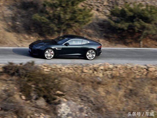 捷豹f-type巅峰极速测评,2020款捷豹f-type国内售价