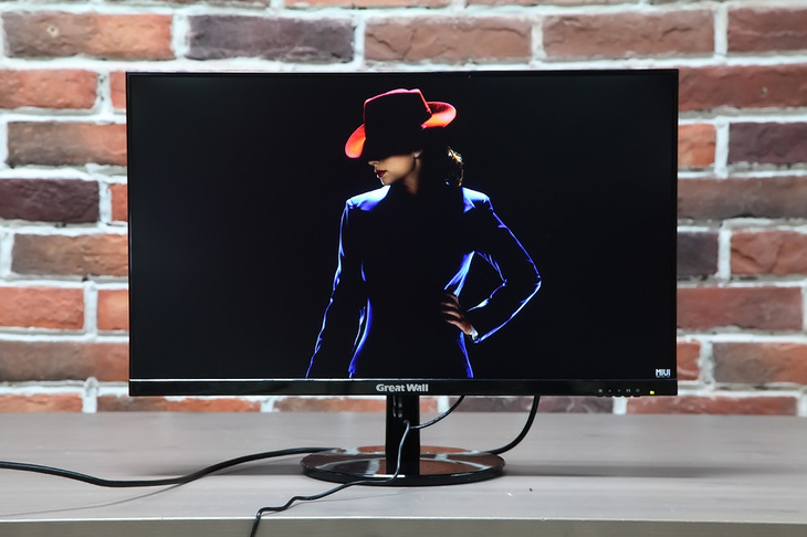 24寸显示器2k高刷高色域,2k24寸广色域显示屏