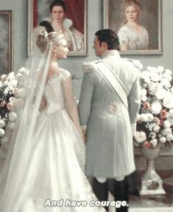 灰姑娘仙蒂瑞拉格裙,灰姑娘与仙蒂瑞拉