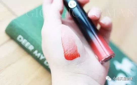 阿玛尼黑管302和500试色,阿玛尼黑管500和400比较