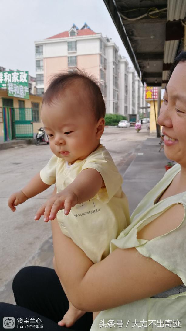 第一次给儿子理发,自己第一次给宝宝理发发朋友圈