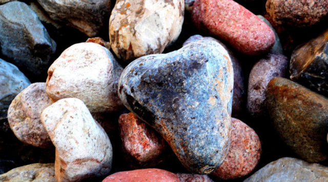 肚子疼和脾胃功能有关系么,肚子疼跟肠胃有关系吗