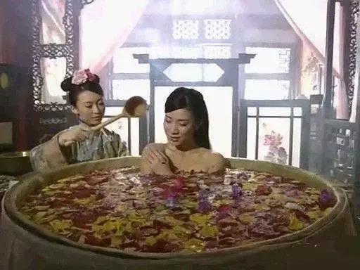 古代洗澡用的木桶叫什么,古人用木桶打水为何不会漏