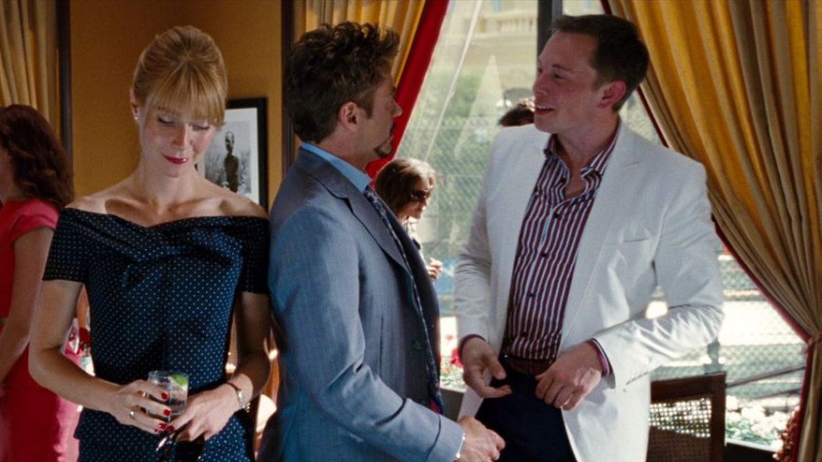 马斯克在钢铁侠2的镜头,马斯克为什么会客串钢铁侠2