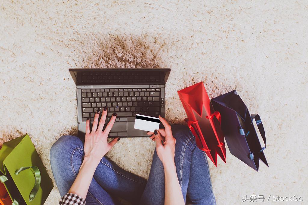 80后女子“代购”赚外快，不明规定摊上大事！