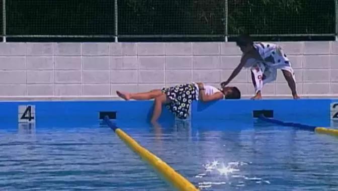 号称比肩《你的名字》，结果烂过《大鱼海棠》！