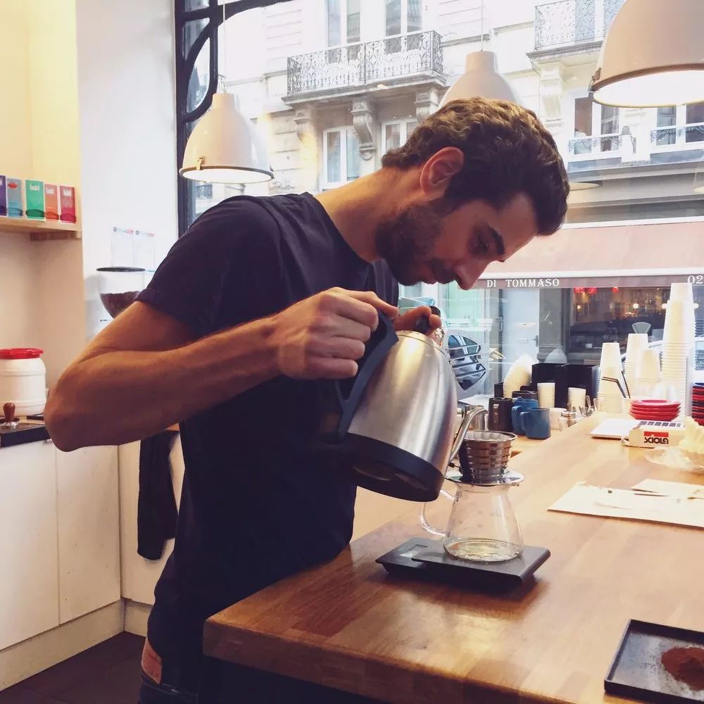 布鲁塞尔天鹅咖啡馆别具一格,布鲁塞尔的咖啡厅