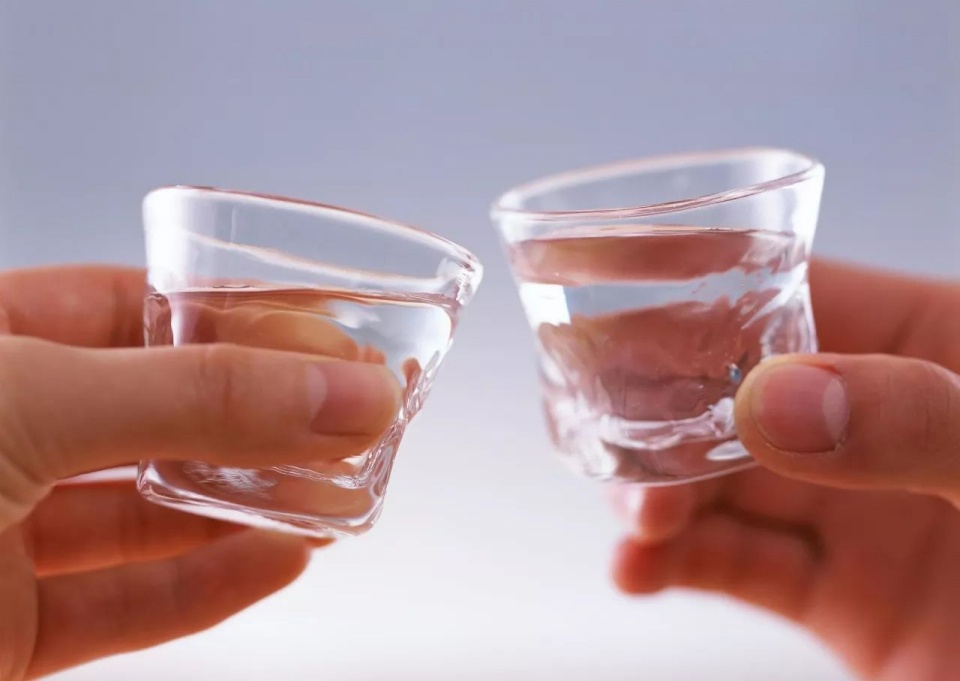 在寒冷的冬天有哪些取暖的方法,在寒冷的冬季运动应注意什么