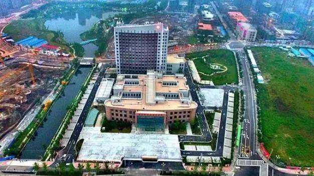 买宝华房子好还是买六合房子好,同价位宝华和丹拿哪个好