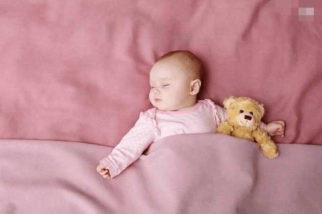 宝宝如此钟爱“无敌的小被被”,妈妈们已徘徊在崩溃的边缘