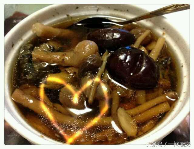 经常给老公炖汤,每天给老公炖汤