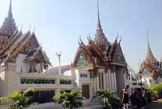 第一次去“天使之都”，打算待4天，怎么玩？