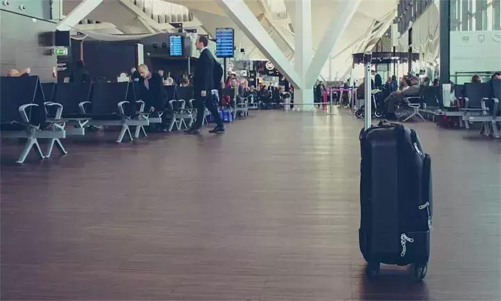 留学生英国退税再入境,英国留学生回国签证咋办