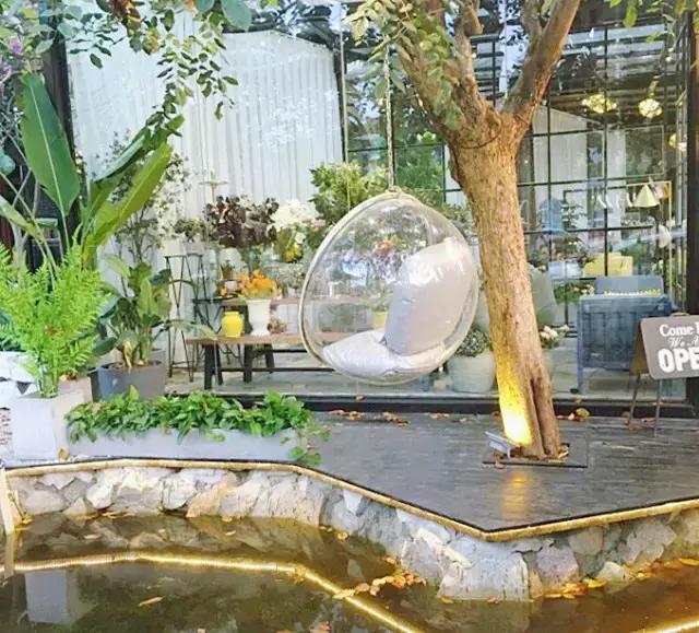 三亚鲜花网红打卡咖啡厅,三亚海边最近咖啡厅