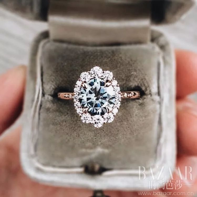 哈里王子蓝宝石戒指,哈里王子的戒指