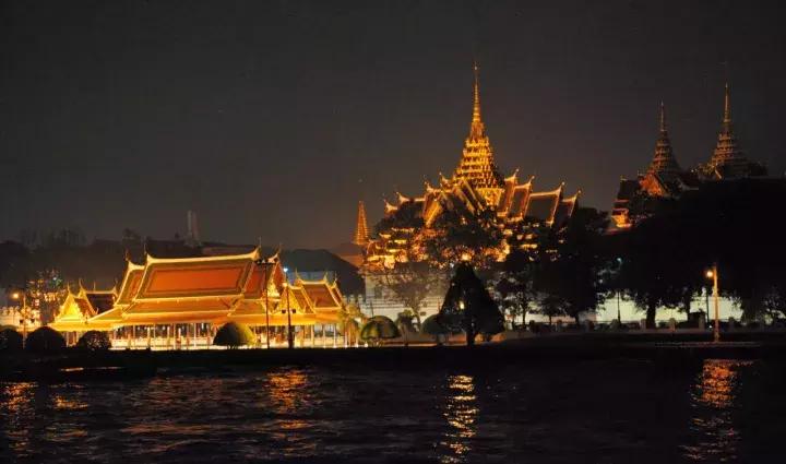 第一次去“天使之都”，打算待4天，怎么玩？