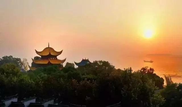 岳阳，你不是最好，但你属于我