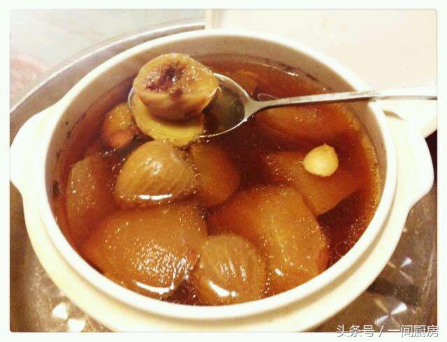 经常给老公炖汤,每天给老公炖汤