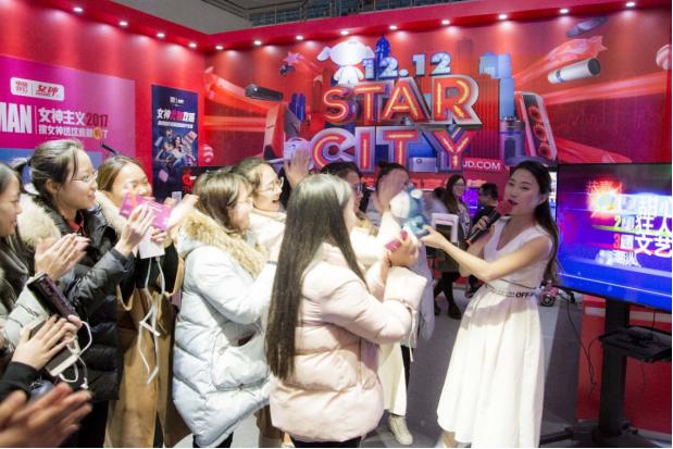 jdg让二追三击败tesuzi,rng让二追三战胜jdg刀妹