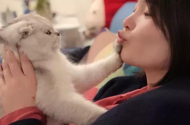 谢谢你们这么温暖，让我差点忘记了找男朋友！