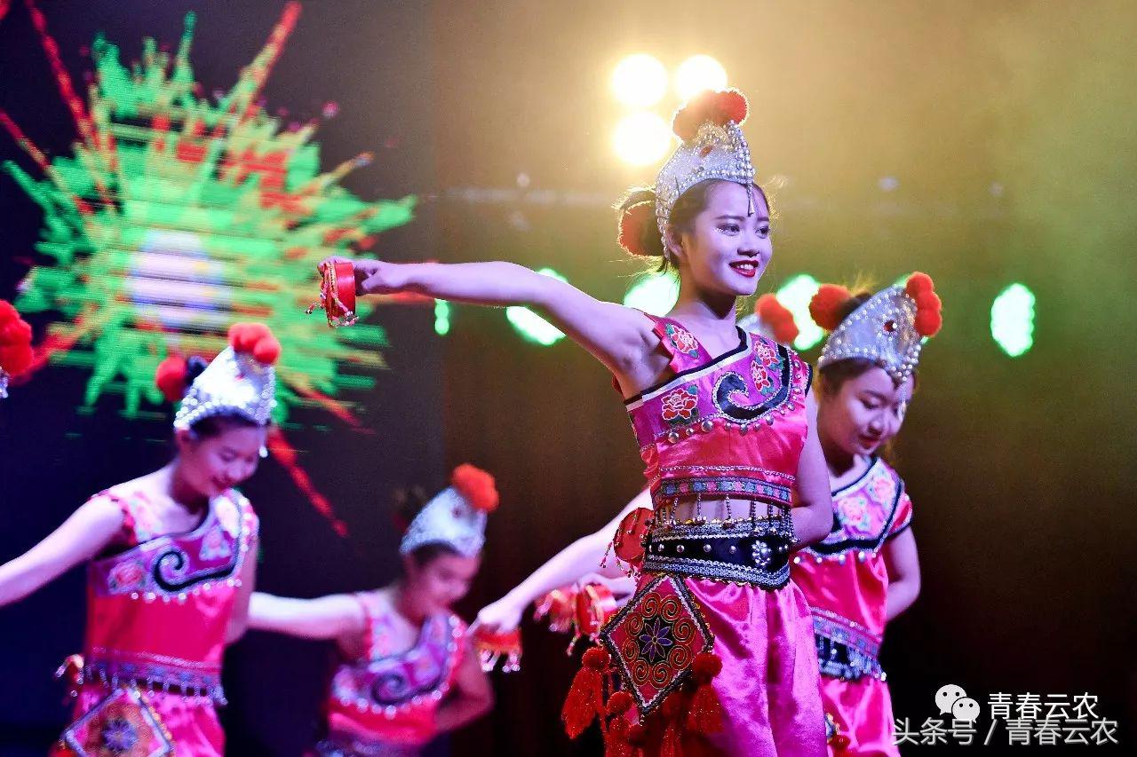 社团嘉年华会场,社团嘉年华图片大全