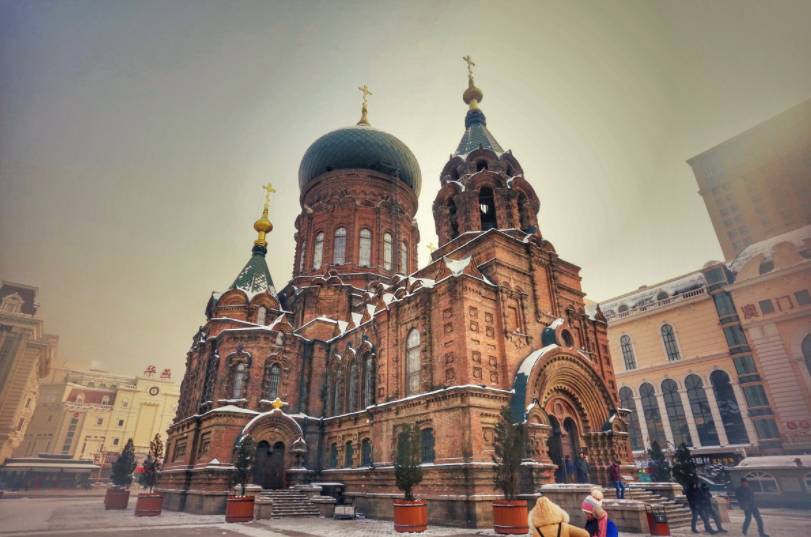 冬天值得去的旅游景点自驾游,冬季值得去旅游的十大地方