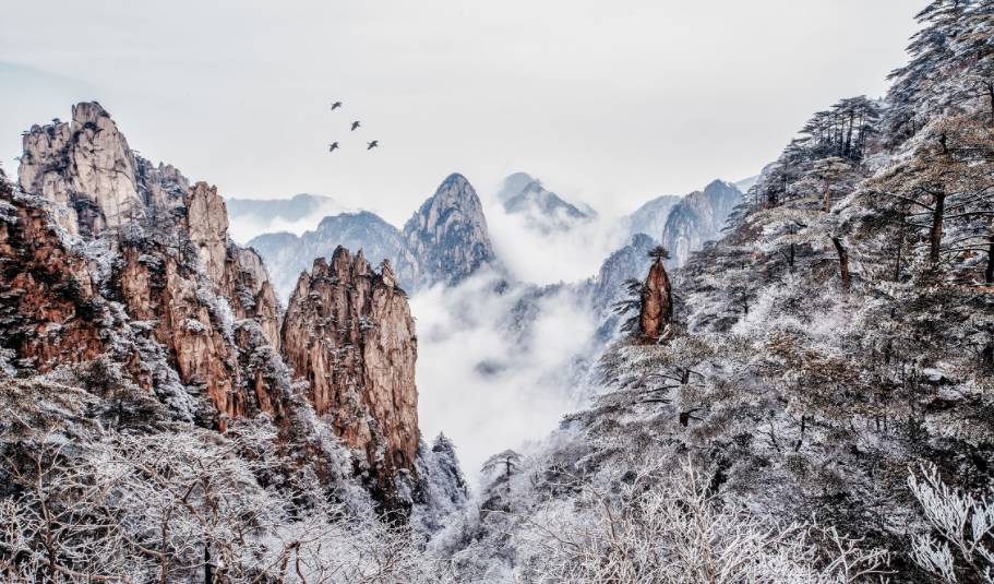冬天值得去的旅游景点自驾游,冬季值得去旅游的十大地方