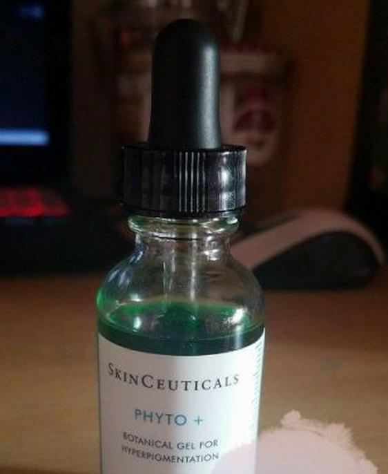 怎么对付泛红的痘印,混油痘用什么祛痘最好