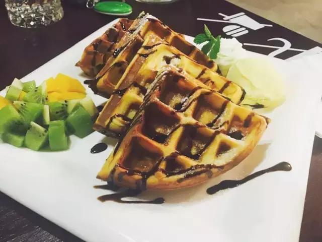 三亚鲜花网红打卡咖啡厅,三亚海边最近咖啡厅