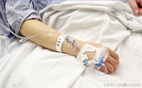 男子输液后10分钟莫名死亡，国民的“输液之路”究竟何时是个头？