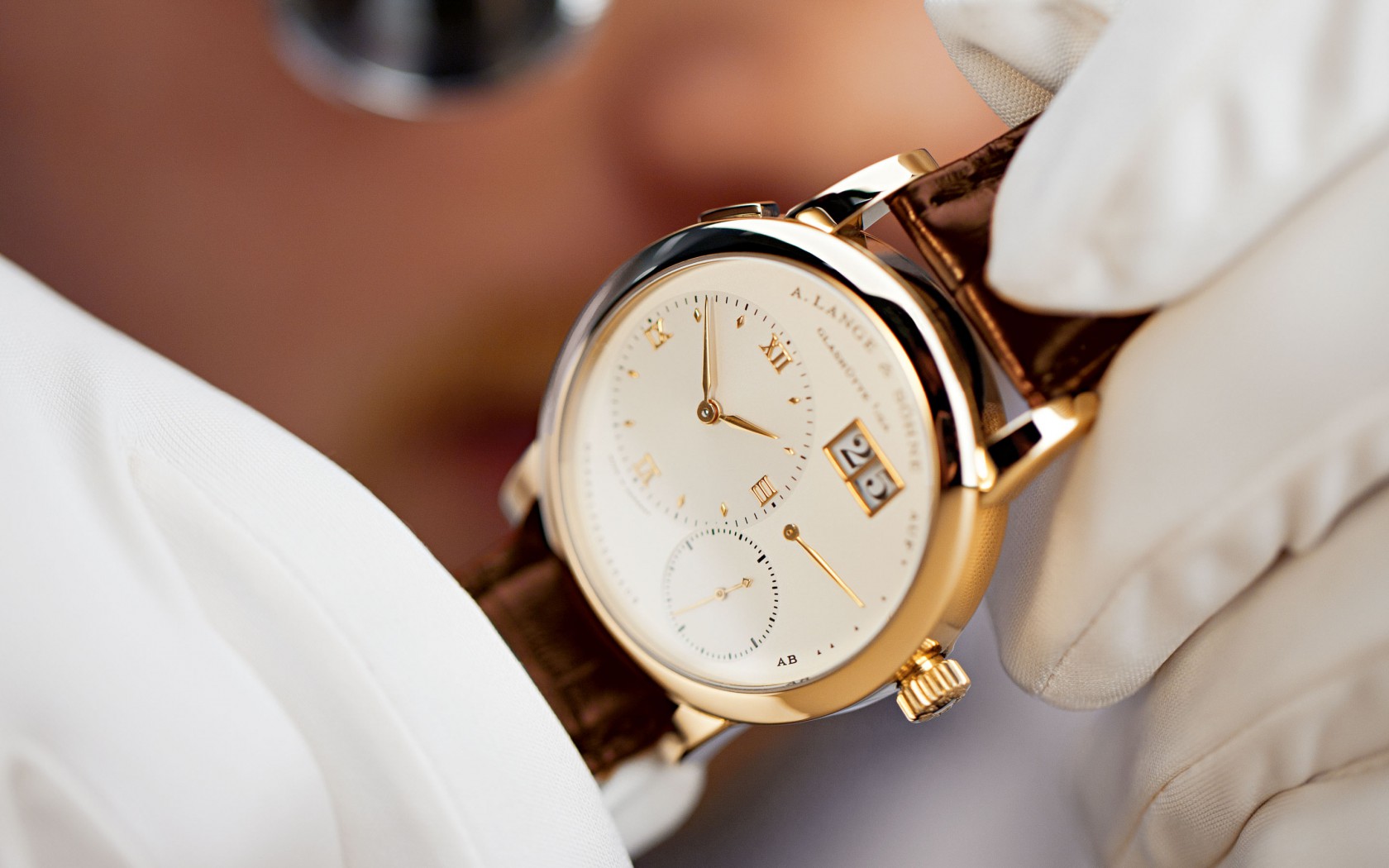 朗格200万左右手表,朗格2000块的表