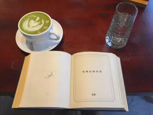 三亚鲜花网红打卡咖啡厅,三亚海边最近咖啡厅