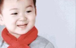 杨幂袁姗姗穿衣搭配图,杨幂羊绒围巾同款