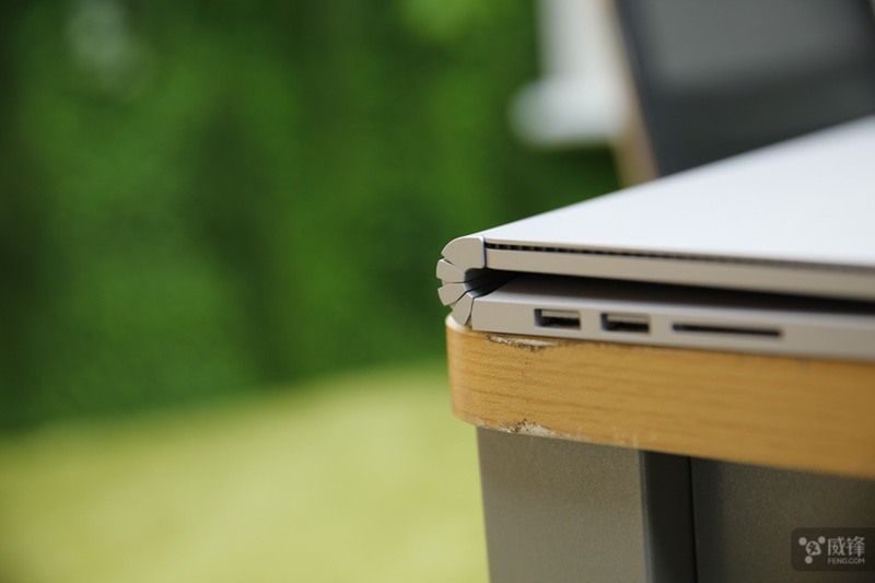 娴嬭瘎寰蒋surfacebook3,娣卞害璇勬祴surface2