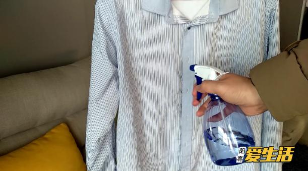 怎么让洗后的衣服不皱,洗衣机洗的衣服皱巴巴如何解决